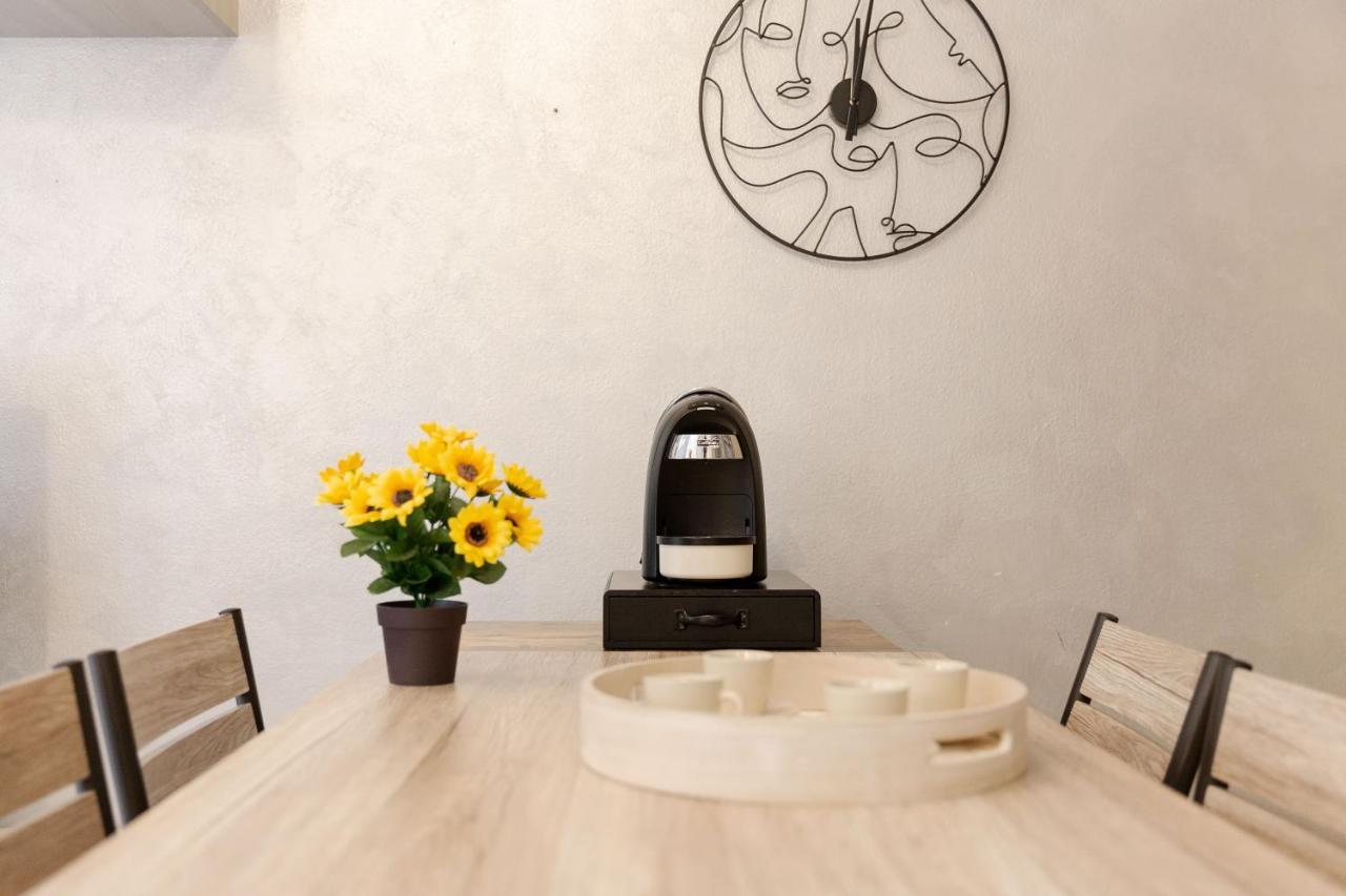 New! Milano - Flowers Home Cusano Milanino Kültér fotó
